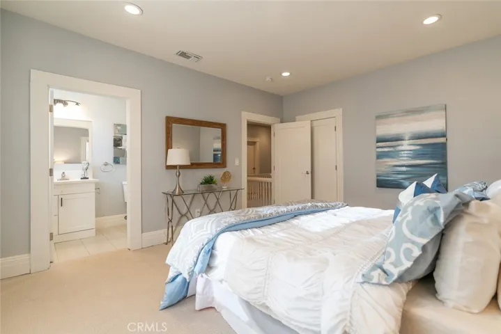 1329 Linwood Avenue, Los Angeles, California 90017