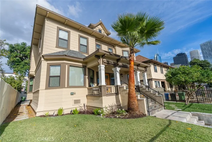 1329 Linwood Avenue, Los Angeles, California 90017
