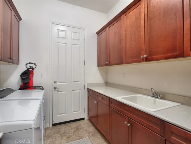 1580 Lindsey Peak, Beaumont, California 92223