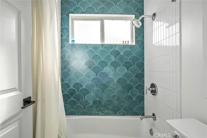 2509 N Poinsettia Avenue, Manhattan Beach, California 90266