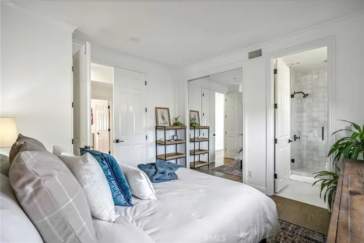 2509 N Poinsettia Avenue, Manhattan Beach, California 90266
