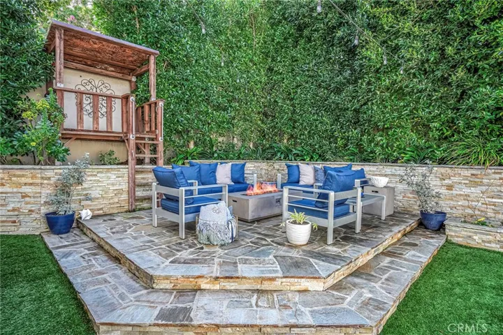 2509 N Poinsettia Avenue, Manhattan Beach, California 90266