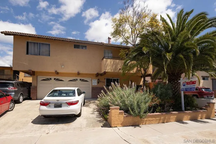 4533 Bancroft Street 2, San Diego, California 92116