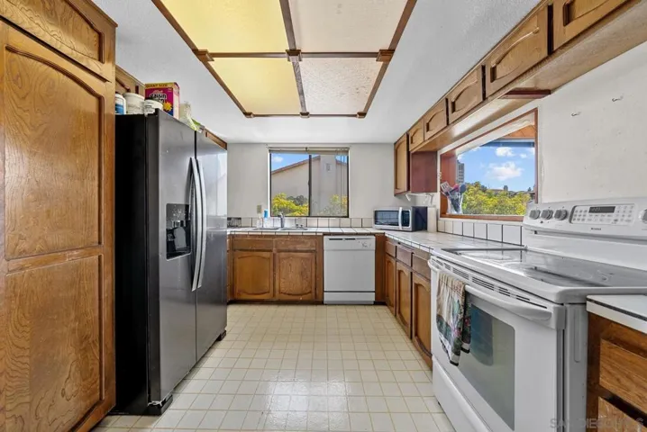 3878 La Jolla Village Dr, La Jolla, California 92037