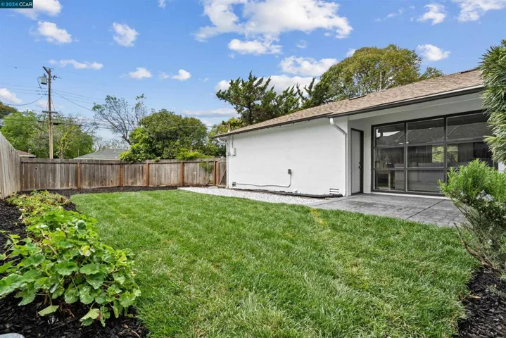 2207 Holbrook Dr, Concord, California 94519