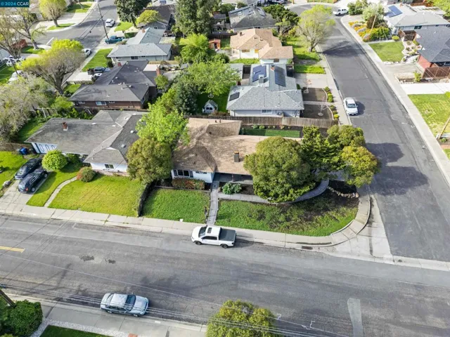 2207 Holbrook Dr, Concord, California 94519