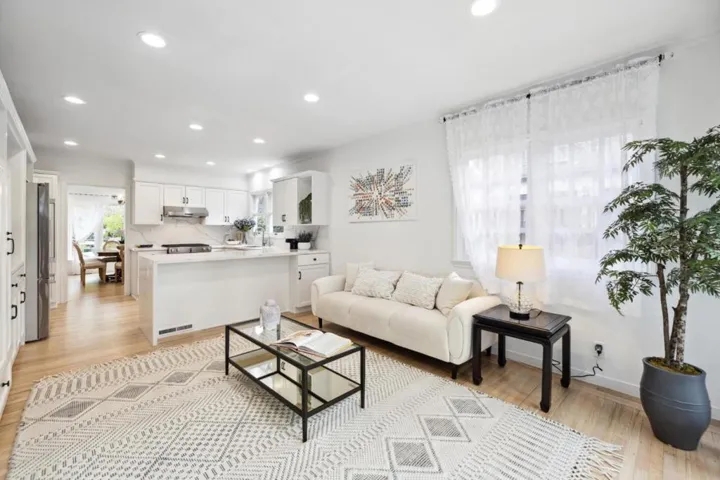 2326 Ramona Street, Palo Alto, California 94301