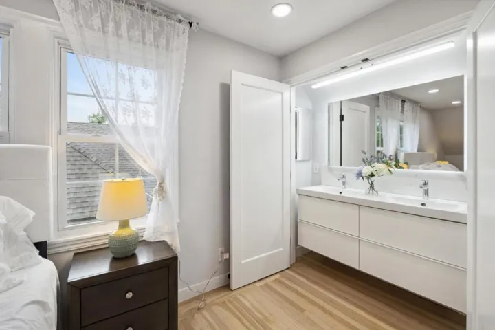 2326 Ramona Street, Palo Alto, California 94301