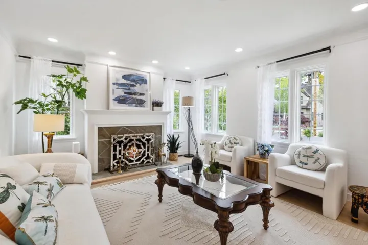 2326 Ramona Street, Palo Alto, California 94301