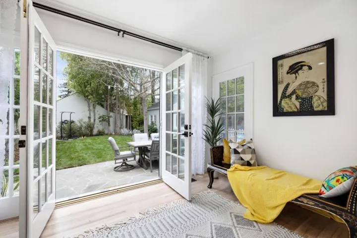 2326 Ramona Street, Palo Alto, California 94301