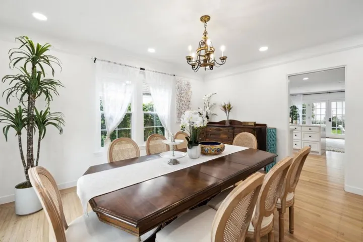 2326 Ramona Street, Palo Alto, California 94301