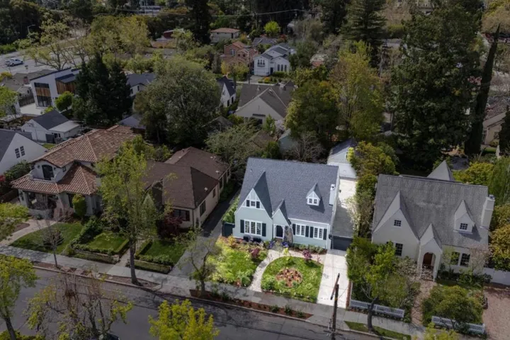 2326 Ramona Street, Palo Alto, California 94301