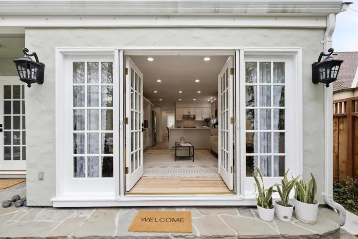 2326 Ramona Street, Palo Alto, California 94301
