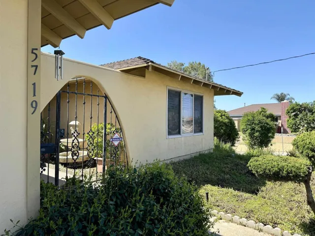 5719 Lone Star, San Diego, California 92120