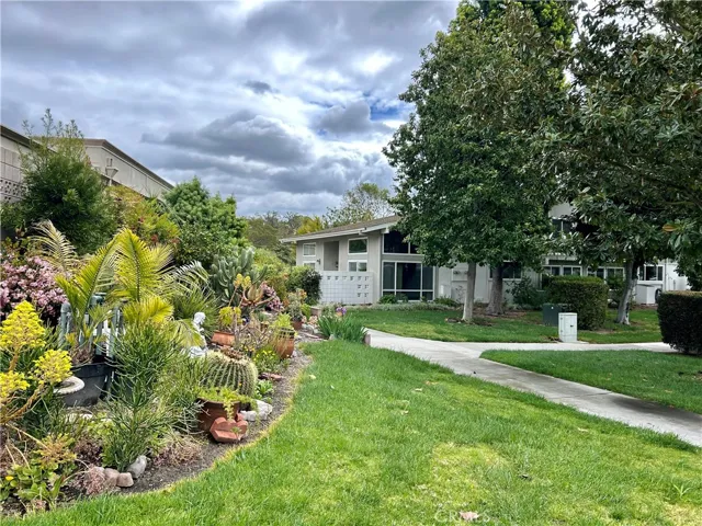 358 Avenida Castilla D, Laguna Woods, California 92637