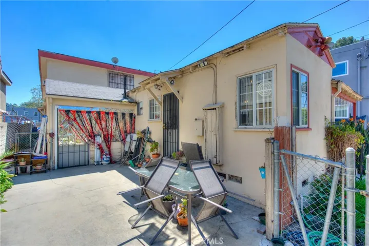 508 Chestnut Avenue, Los Angeles, California 90042