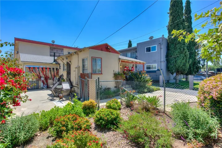 508 Chestnut Avenue, Los Angeles, California 90042