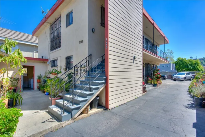 508 Chestnut Avenue, Los Angeles, California 90042