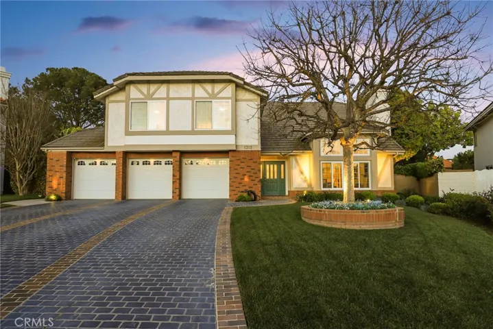 1312 Dubonnet Court, Oak Park, California 91377