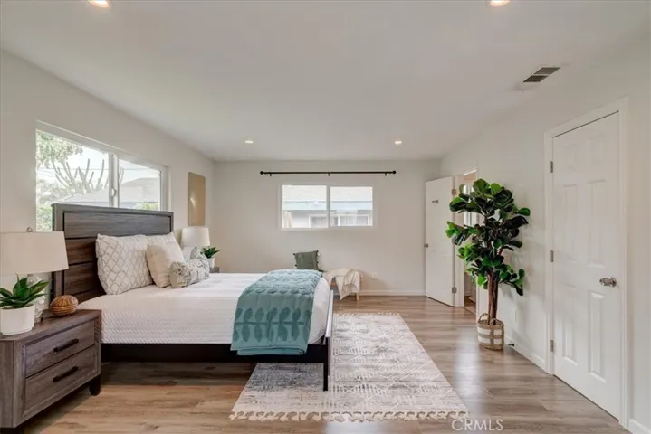 Large Main Bedroom