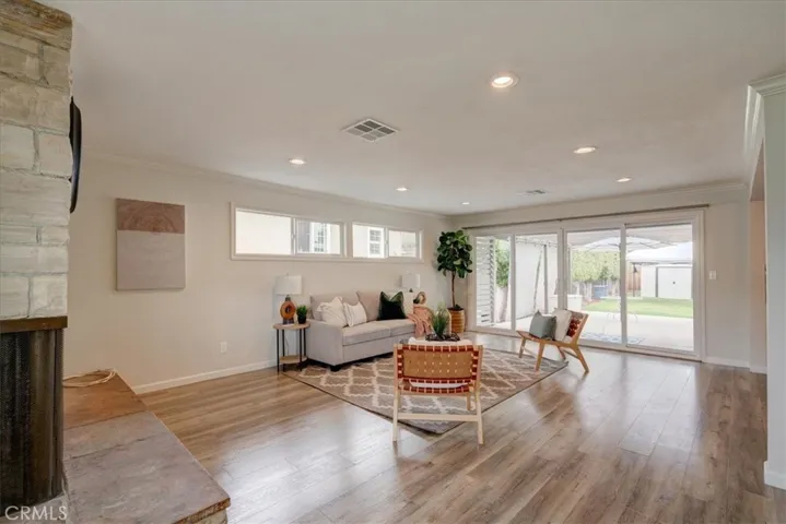 Living Room w View of Backyard