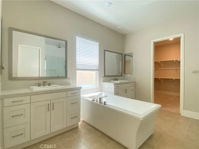 110 Bellatrix, Irvine, California 92618