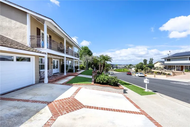 19592 Crestknoll Drive, Yorba Linda, California 92886