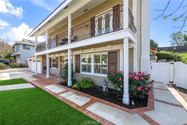 19592 Crestknoll Drive, Yorba Linda, California 92886