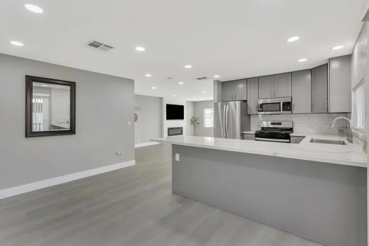 606 Hermitage Steet, San Jose, California 95134