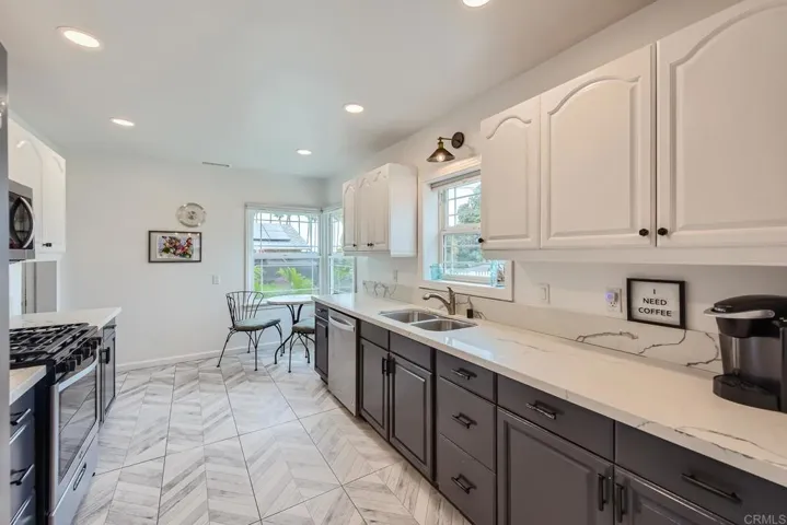 116 Ellery Street, Oceanside, California 92054