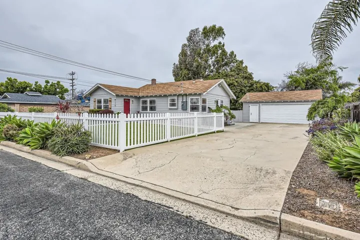116 Ellery Street, Oceanside, California 92054