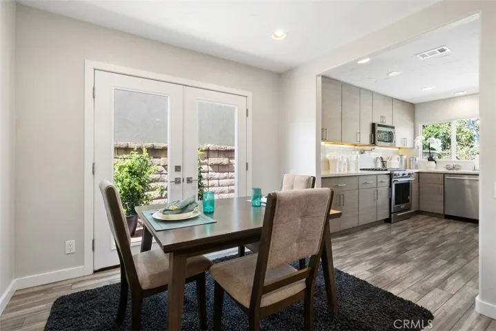 27765 Sinsonte, Mission Viejo, California 92692