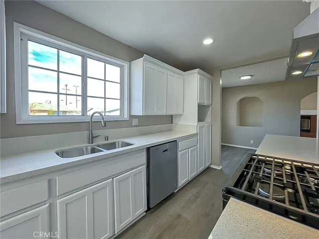 45405 Foxton Avenue, Lancaster, California 93535