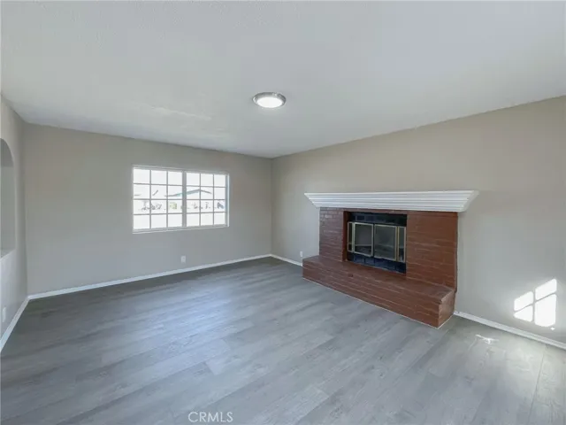 45405 Foxton Avenue, Lancaster, California 93535