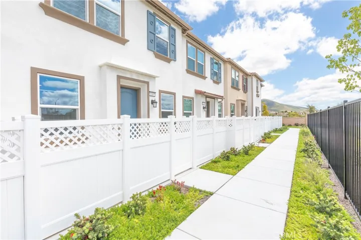 34495 Agave Drive 1107, Winchester, California 92596