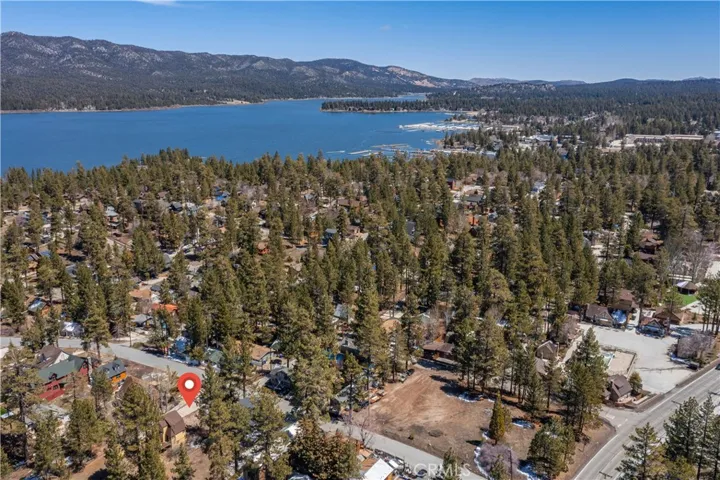 40089 Forest Road, Big Bear Lake, California 92315
