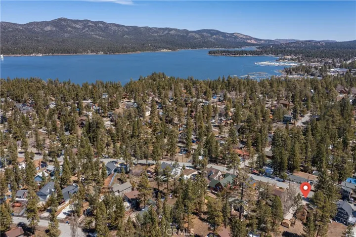 40089 Forest Road, Big Bear Lake, California 92315