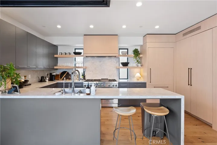 424 1/2 Larkspur Avenue, Corona Del Mar, California 92625