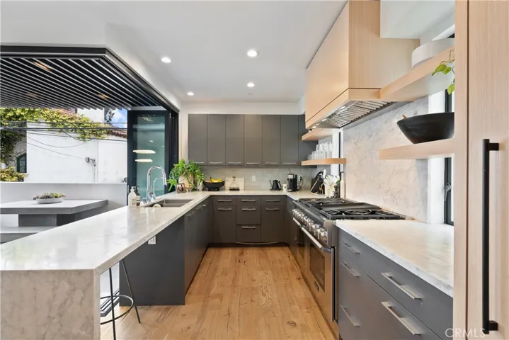 424 1/2 Larkspur Avenue, Corona Del Mar, California 92625