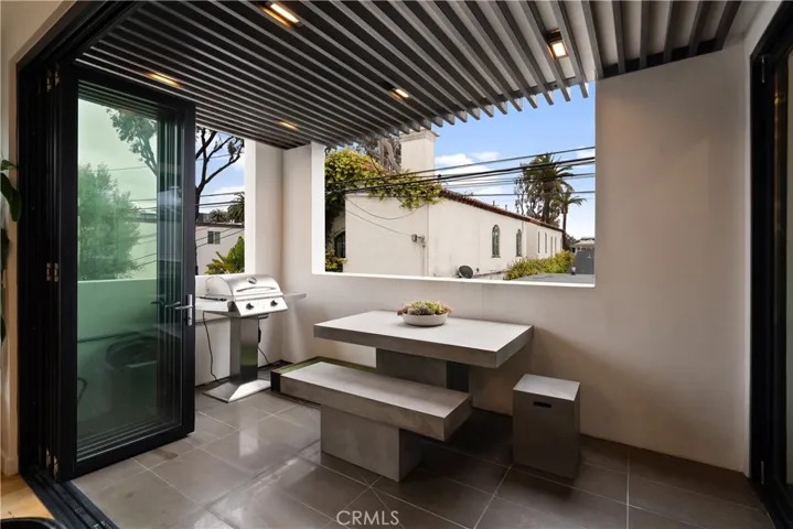 424 1/2 Larkspur Avenue, Corona Del Mar, California 92625