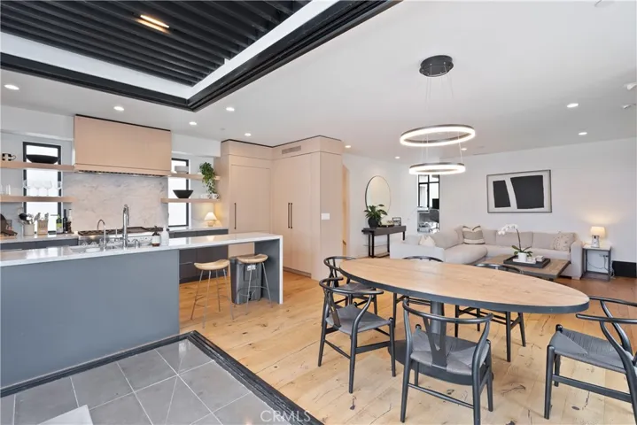 424 1/2 Larkspur Avenue, Corona Del Mar, California 92625