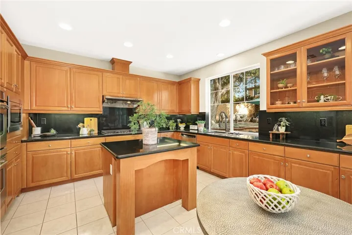 2224 Saratoga Lane, Glendora, California 91741