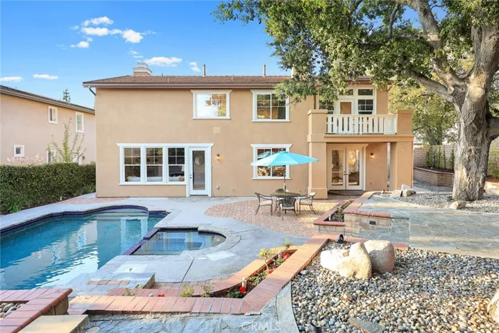 2224 Saratoga Lane, Glendora, California 91741