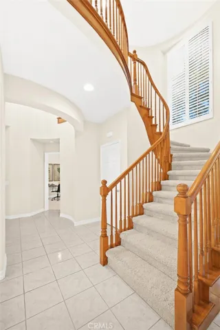 2224 Saratoga Lane, Glendora, California 91741