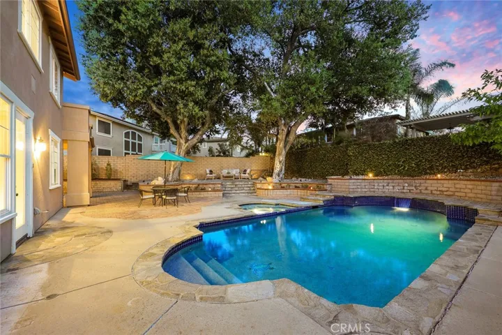 2224 Saratoga Lane, Glendora, California 91741