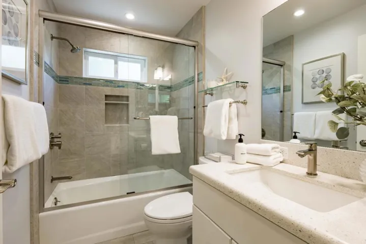 1040 Emerson Street, Palo Alto, California 94301