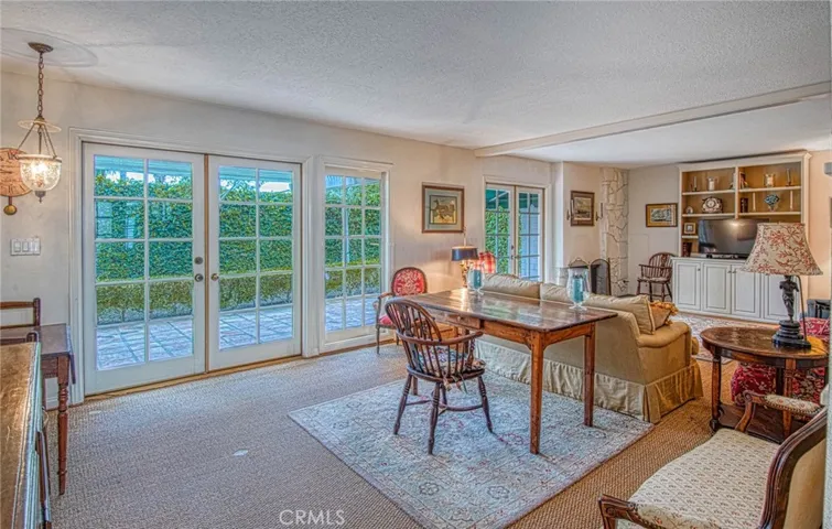 361 Ravello Lane, Costa Mesa, California 92627