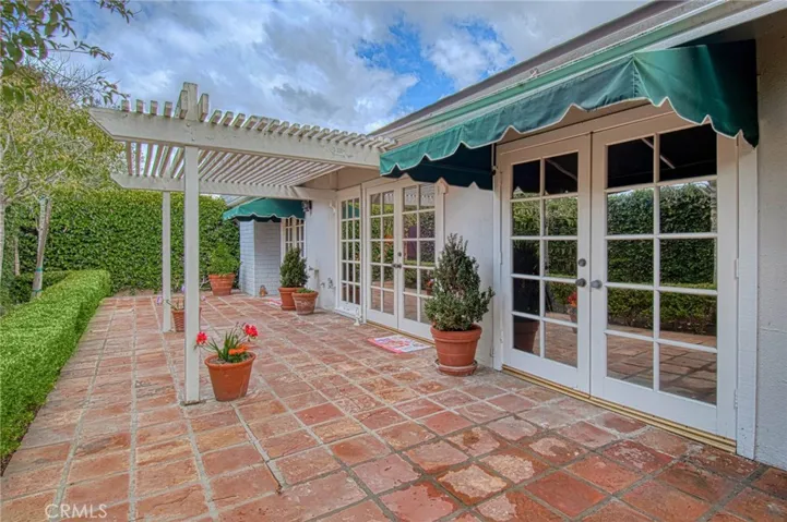 361 Ravello Lane, Costa Mesa, California 92627