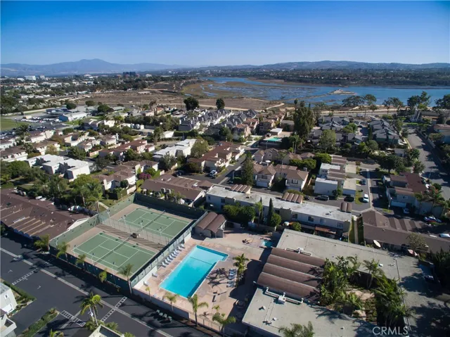 361 Ravello Lane, Costa Mesa, California 92627