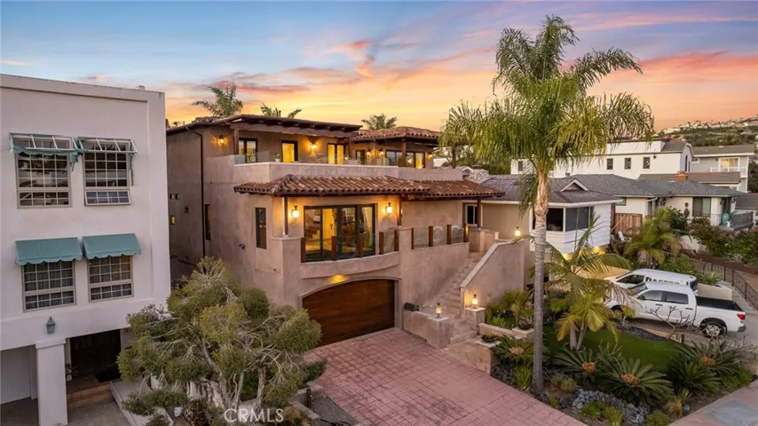 316 W Avenida Valencia, San Clemente, California 92672